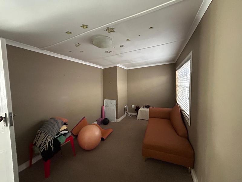 4 Bedroom Property for Sale in Orange Grove Eastern Cape